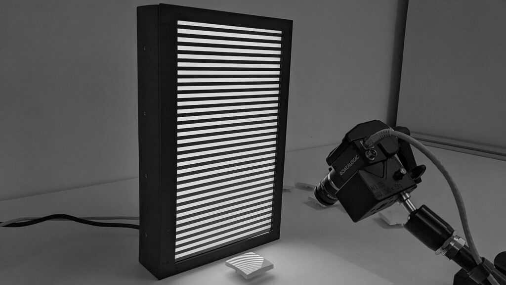 pattern light for detecting surface defects setup